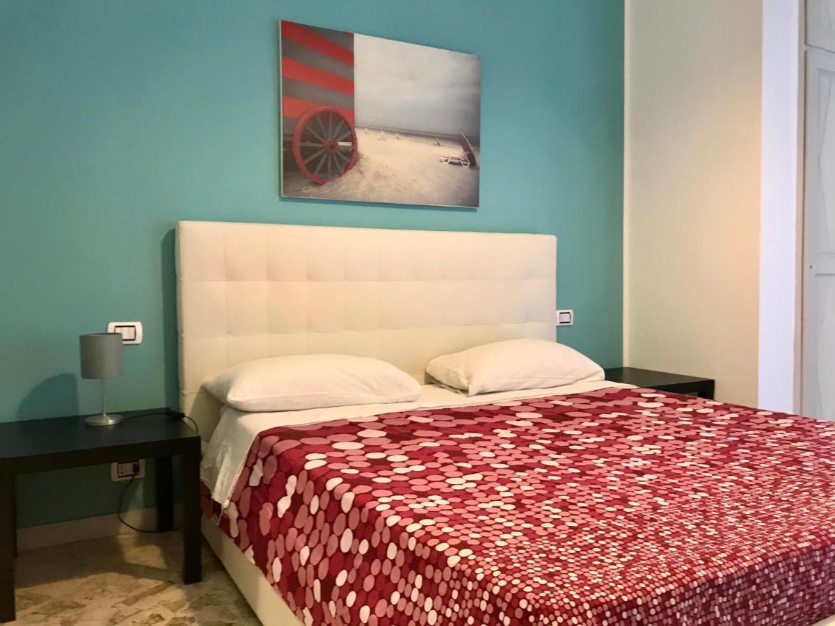 Cavour 124 -Guest-Room- Bari Exterior foto