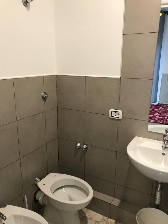 Cavour 124 -Guest-Room- Bari Exterior foto